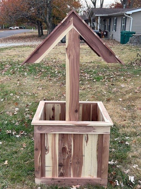 Wishing Well - Dave Davis Woodworking