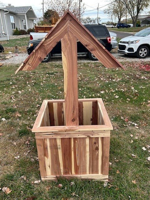 Wishing Well - Dave Davis Woodworking